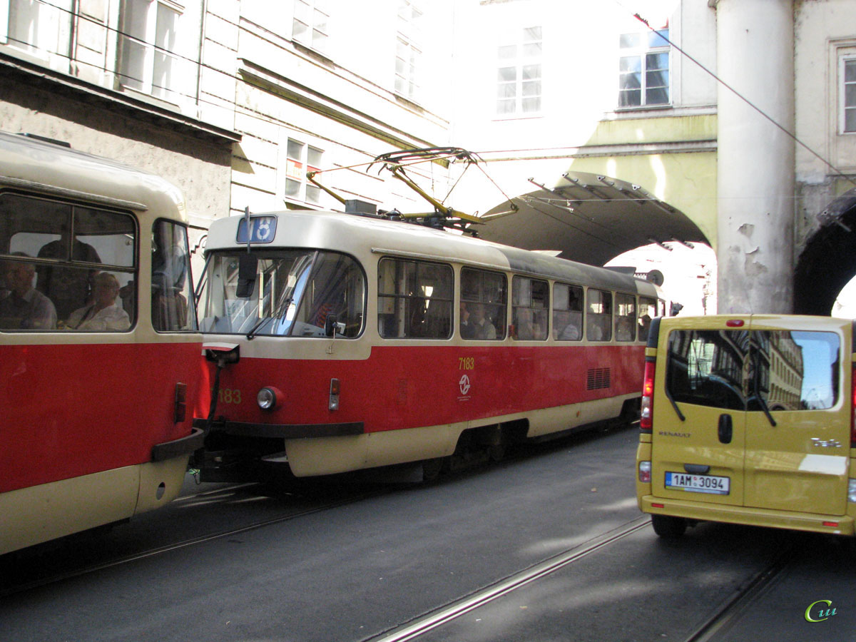 Прага. Tatra T3SUCS №7183