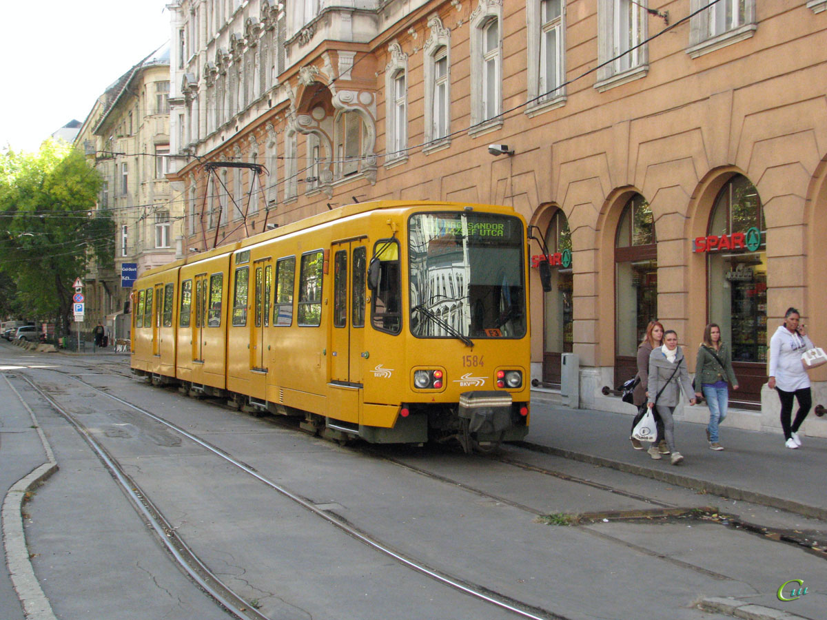 Будапешт. Duewag TW6000 №1584