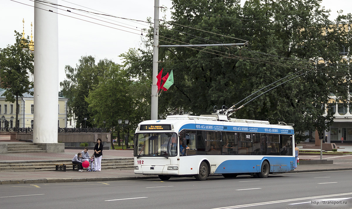 Витебск. АКСМ-32102 №182
