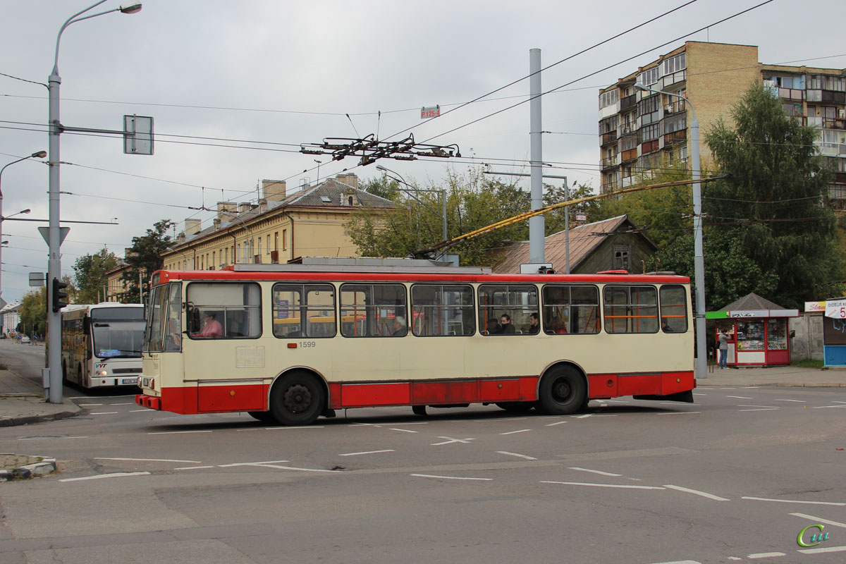 Вильнюс. Škoda 14Tr13/6 №1599
