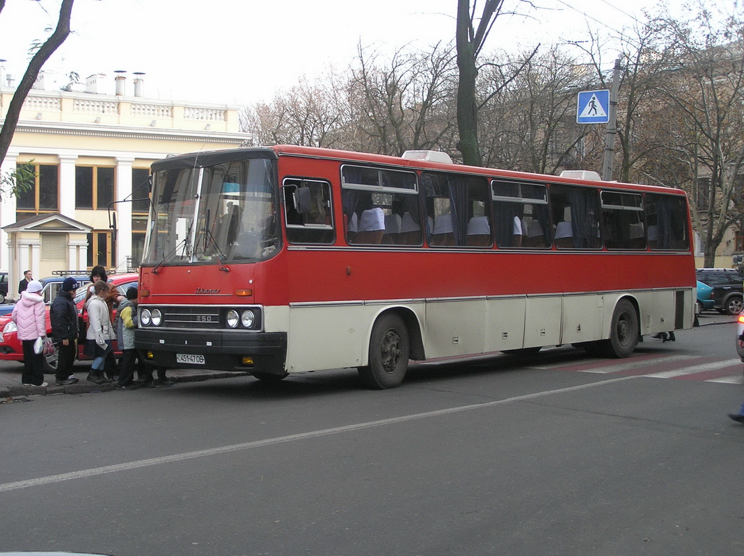 Одесса. Ikarus 250.59 451-47OB