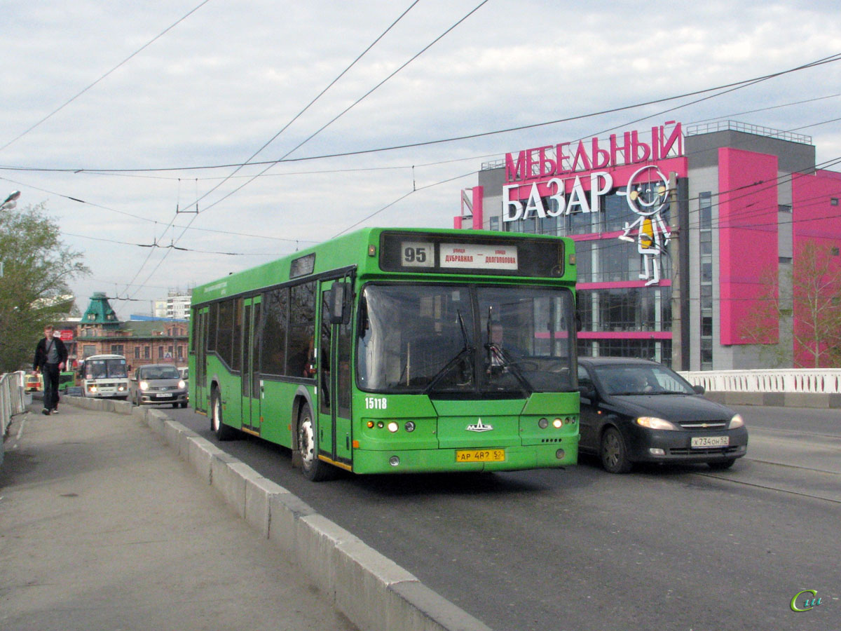 Нижний Новгород. Самотлор-НН-5295 (МАЗ-103) ар482