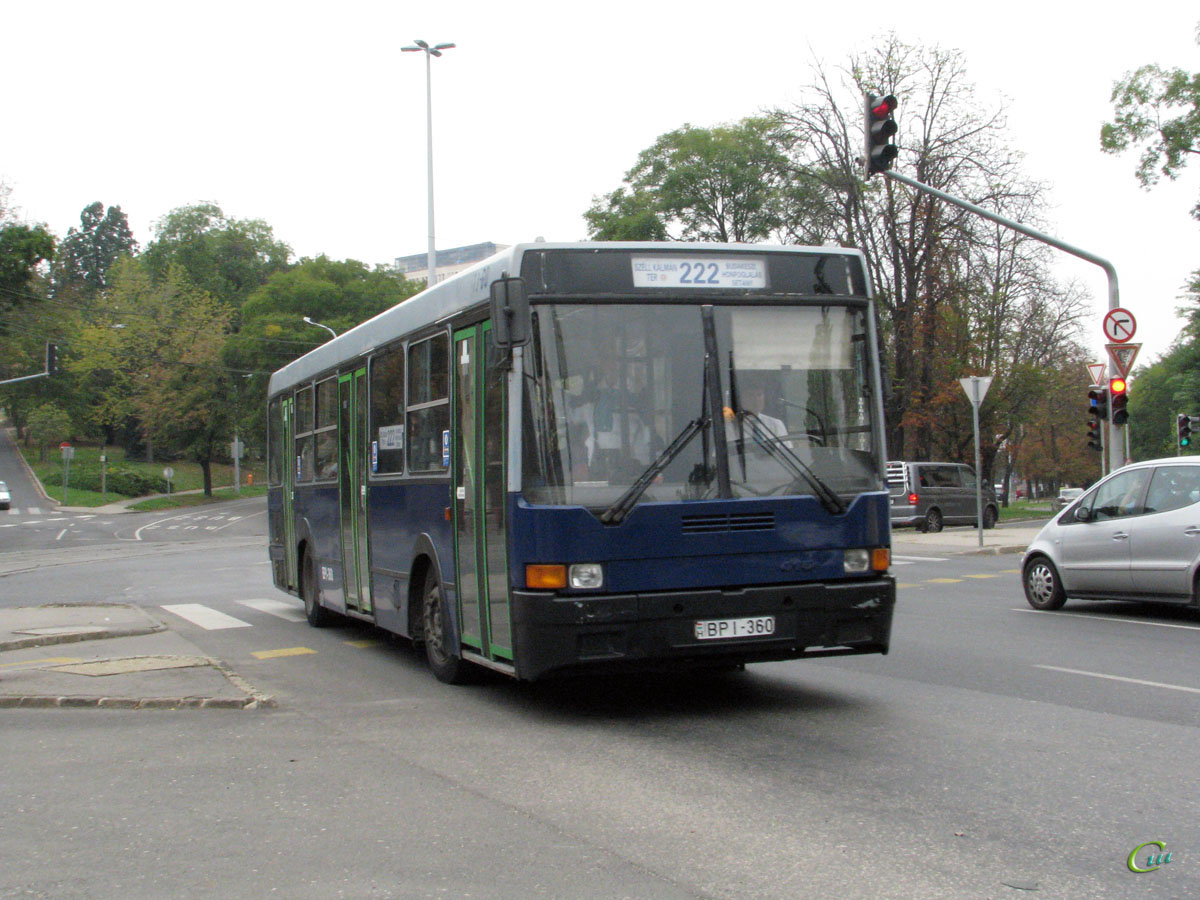 Будапешт. Ikarus 415 BPI-360