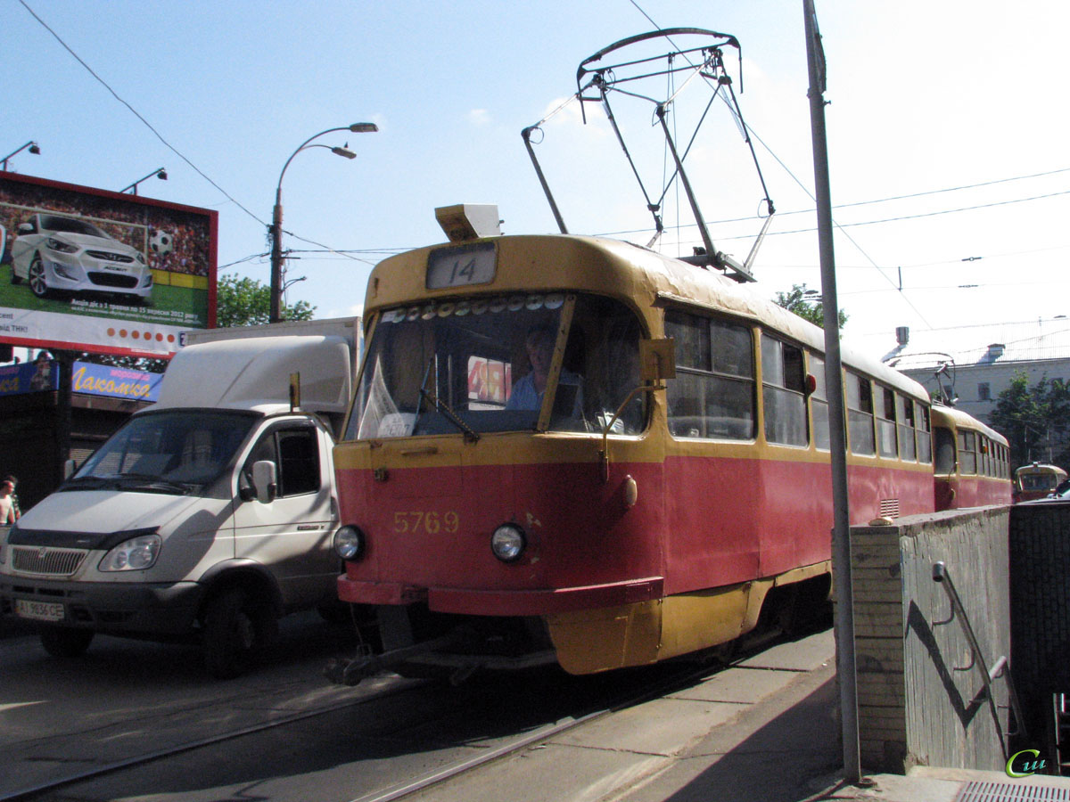 Киев. Tatra T3SU №5769