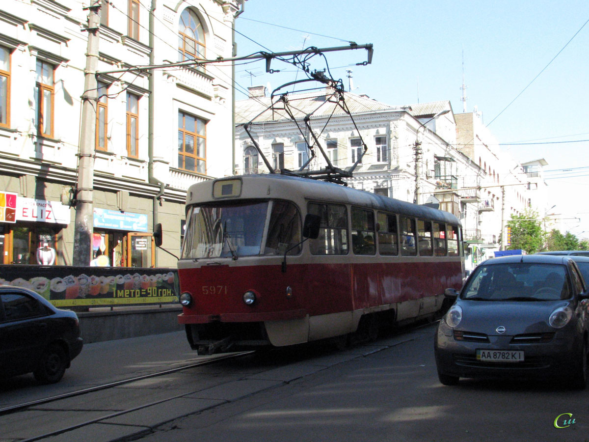 Киев. Tatra T3SU №5971