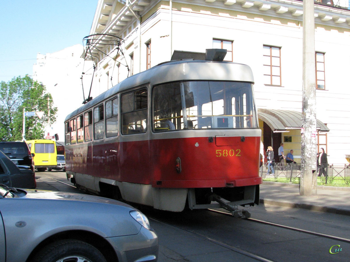 Киев. Tatra T3SU №5802