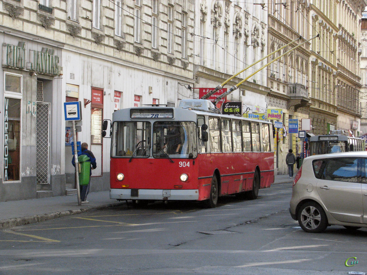 Будапешт. ЗиУ-682УВ №904