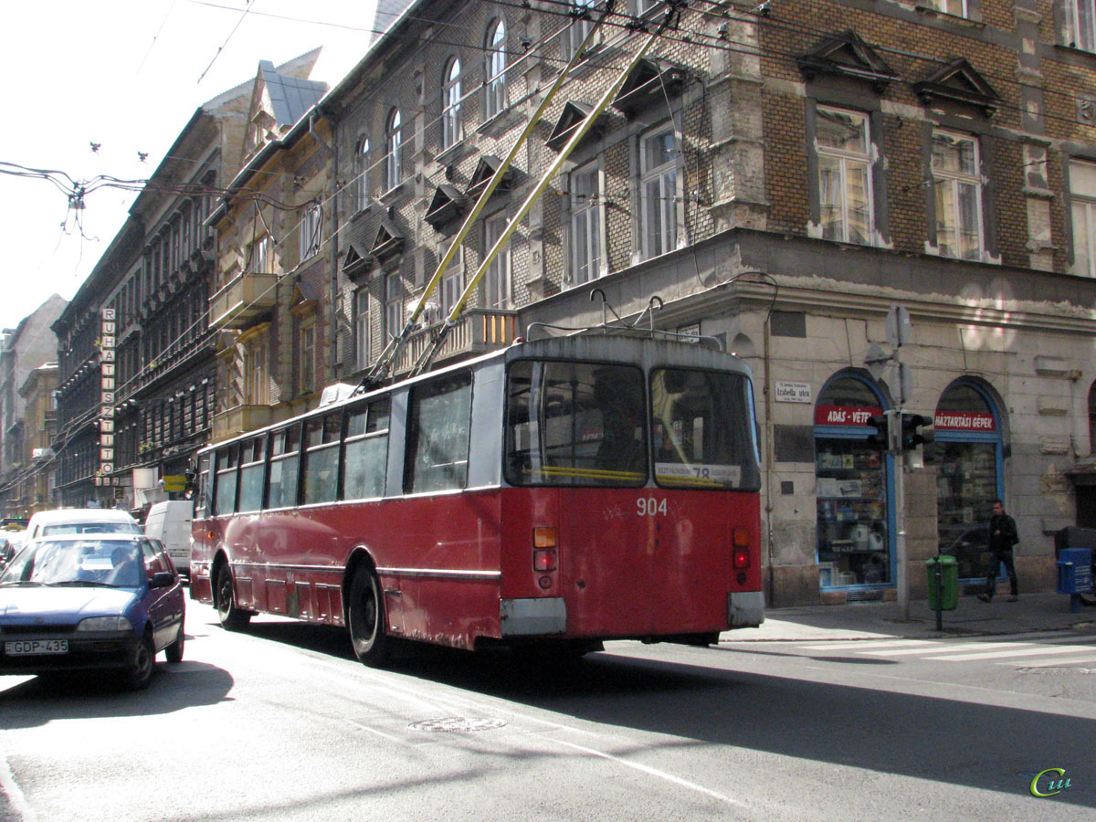 Будапешт. ЗиУ-682УВ №904