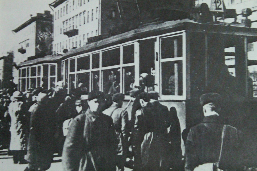 Санкт-Петербург. Открытие трамвайного движения в блокадном Ленинграде