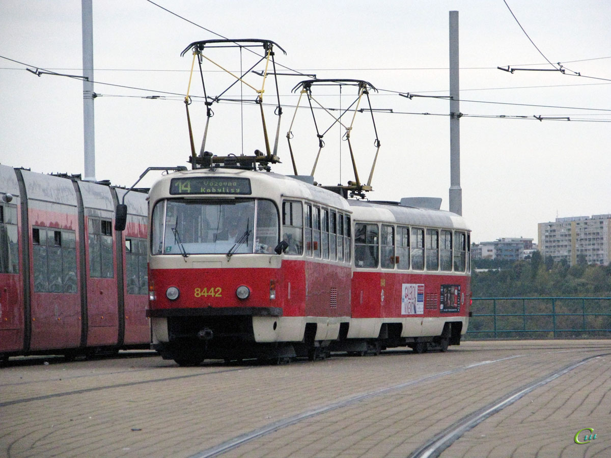 Прага. Tatra T3R.P №8442
