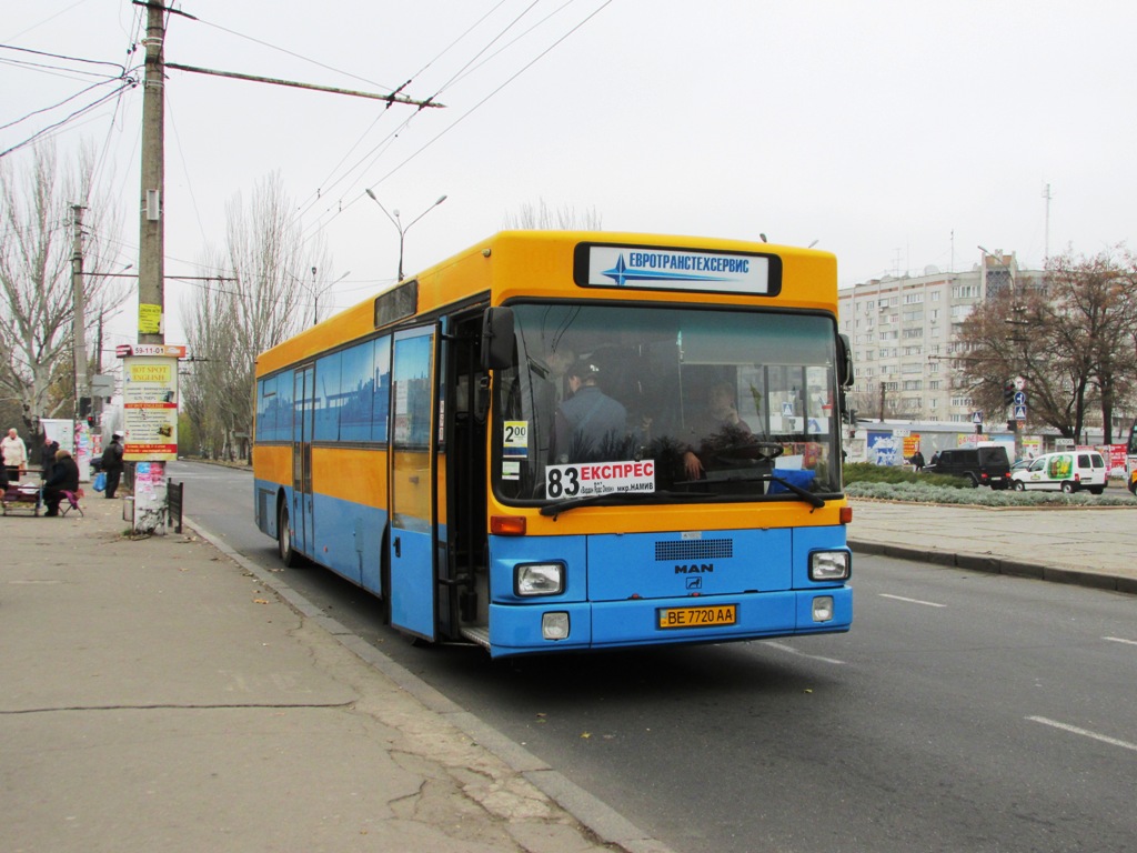 Николаевский автобус. Автобусы Николаева. Ман суе 242 272.