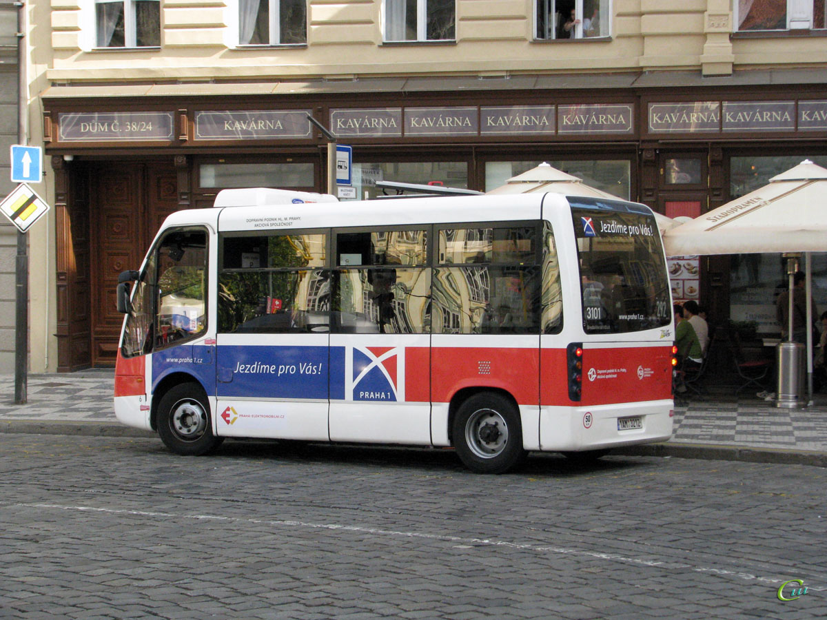Прага. BredaMenarinibus Zeus M200 E 1AM 3212