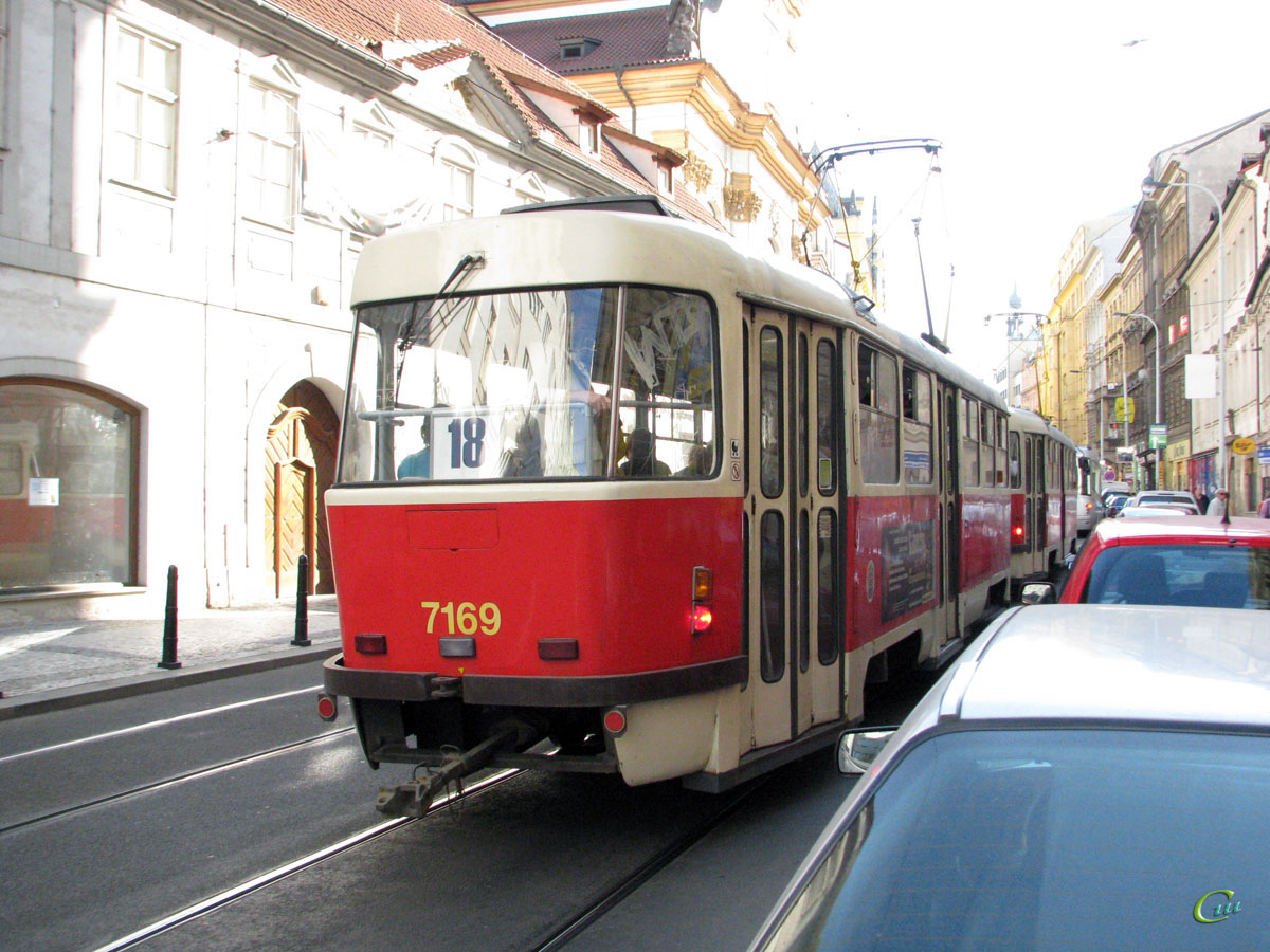 Прага. Tatra T3SUCS №7169