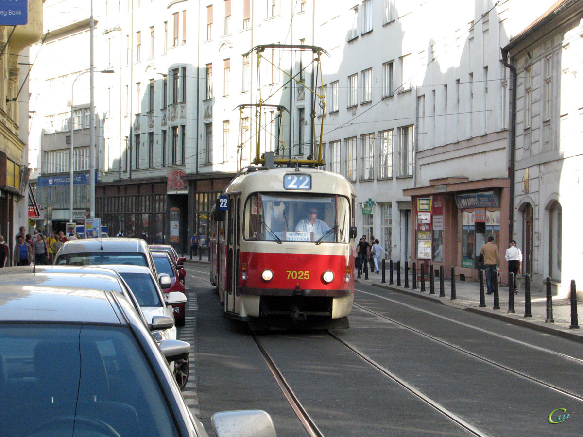 Прага. Tatra T3SUCS №7025