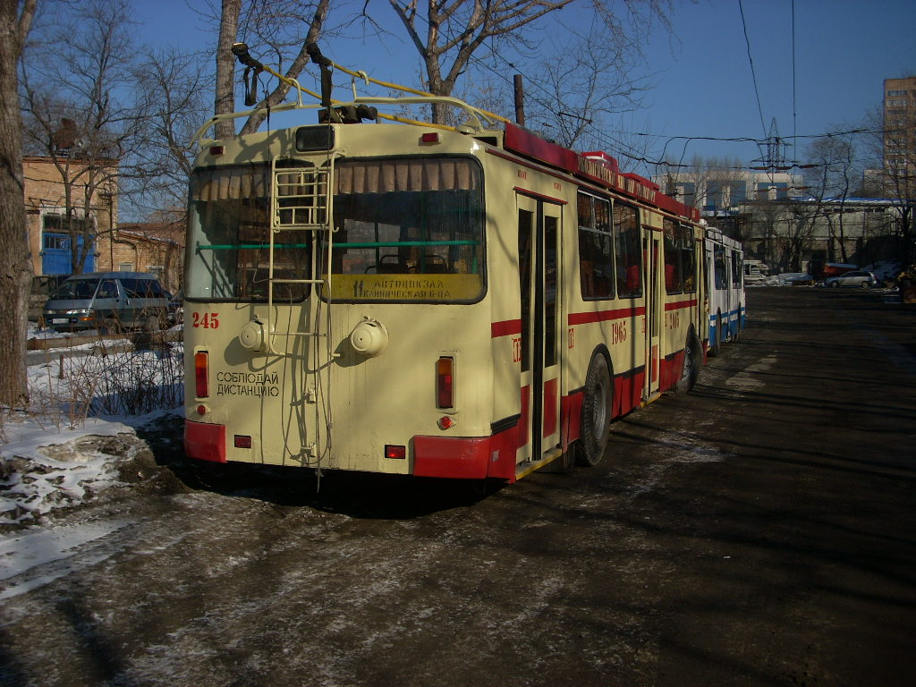 Владивосток. ЗиУ-682Г-016.02 (ЗиУ-682Г0М) №245