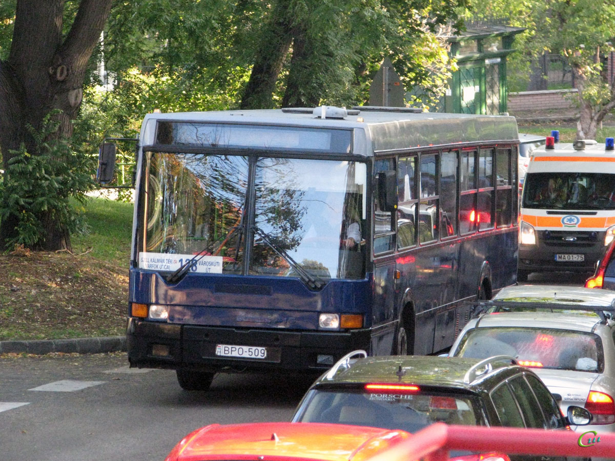 Будапешт. Ikarus 415 BPO-509