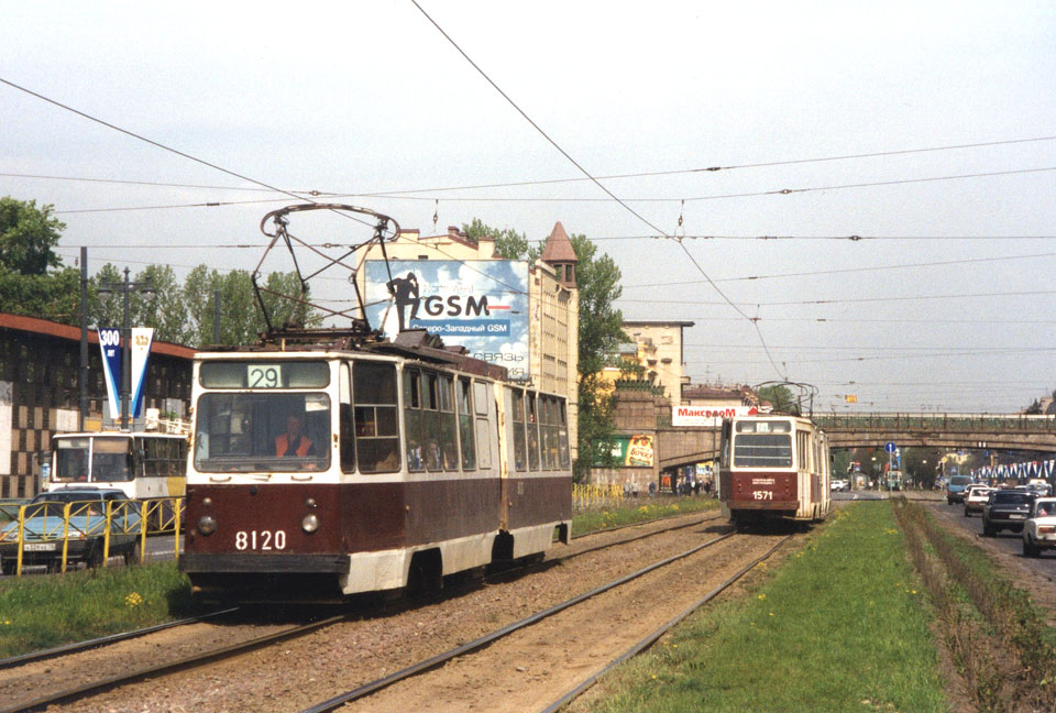 Санкт-Петербург. ЛВС-86К №8120, ЛМ-68М №1571