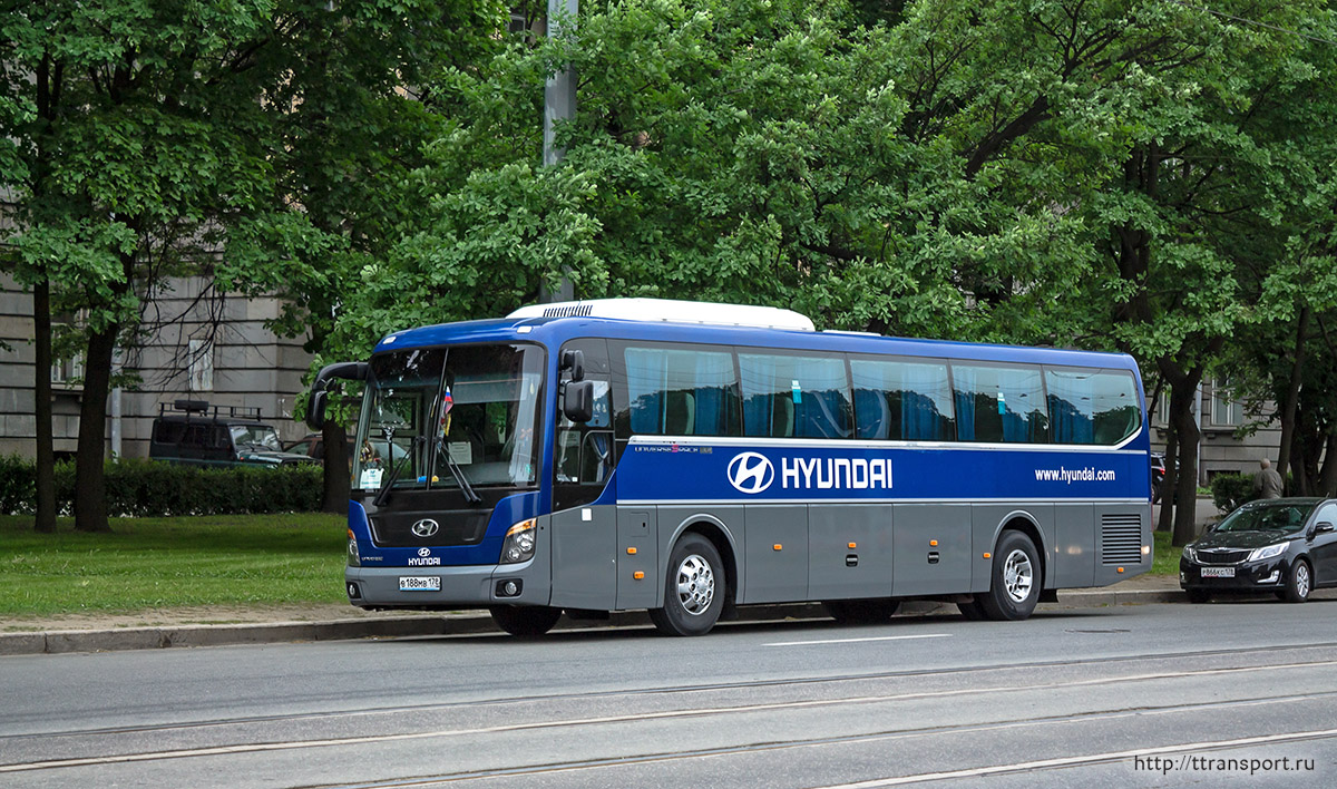 Санкт-Петербург. Hyundai Universe Space Luxury в188мв