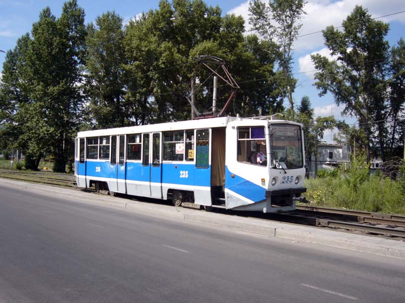 Новокузнецк. 71-608КМ (КТМ-8М) №235