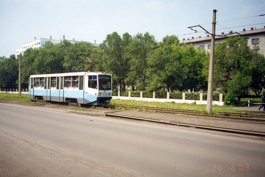 Новокузнецк. 71-608КМ (КТМ-8М) №176