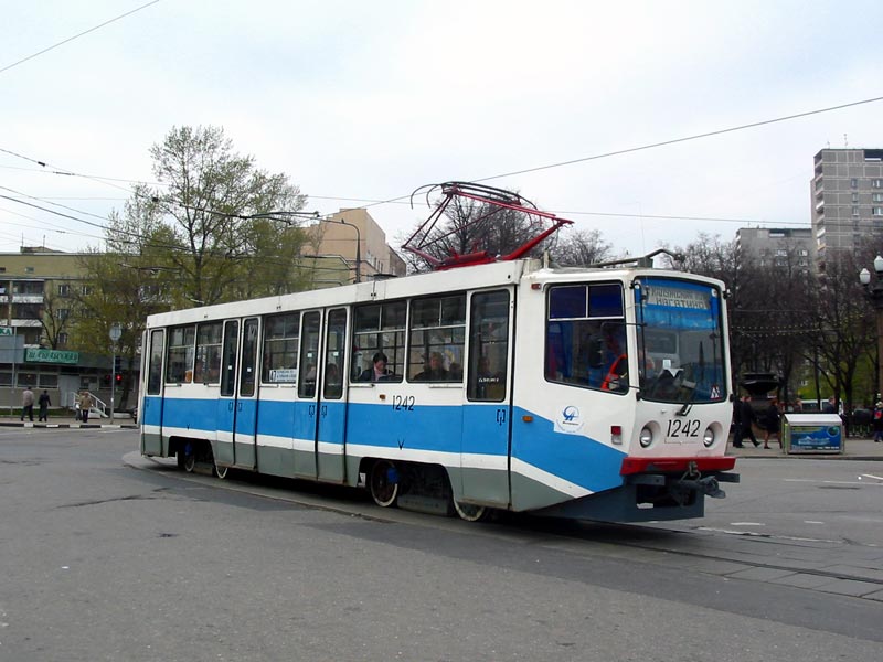 Москва. 71-608КМ (КТМ-8М) №1242