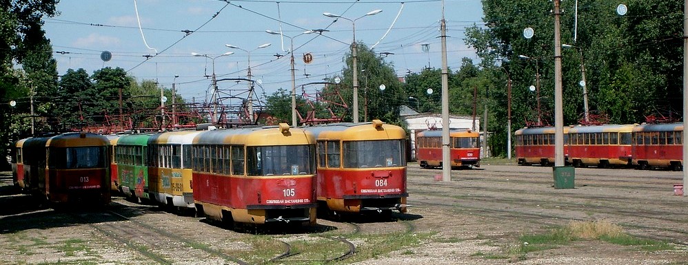 Краснодар. Tatra T3SU №084, Tatra T3SU №013, Tatra T3SU №105