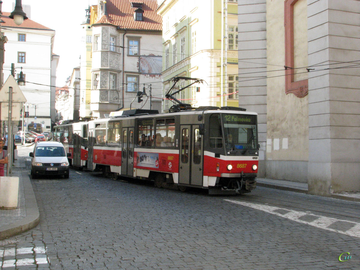 Прага. Tatra T6A5 №8687