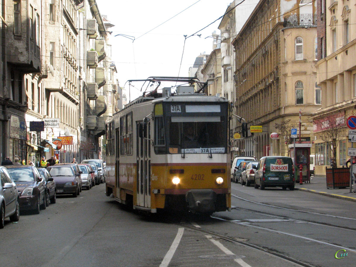 Будапешт. Tatra T5C5 №4202