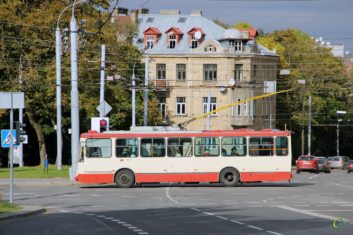Вильнюс. Škoda 14Tr17/6M №1657