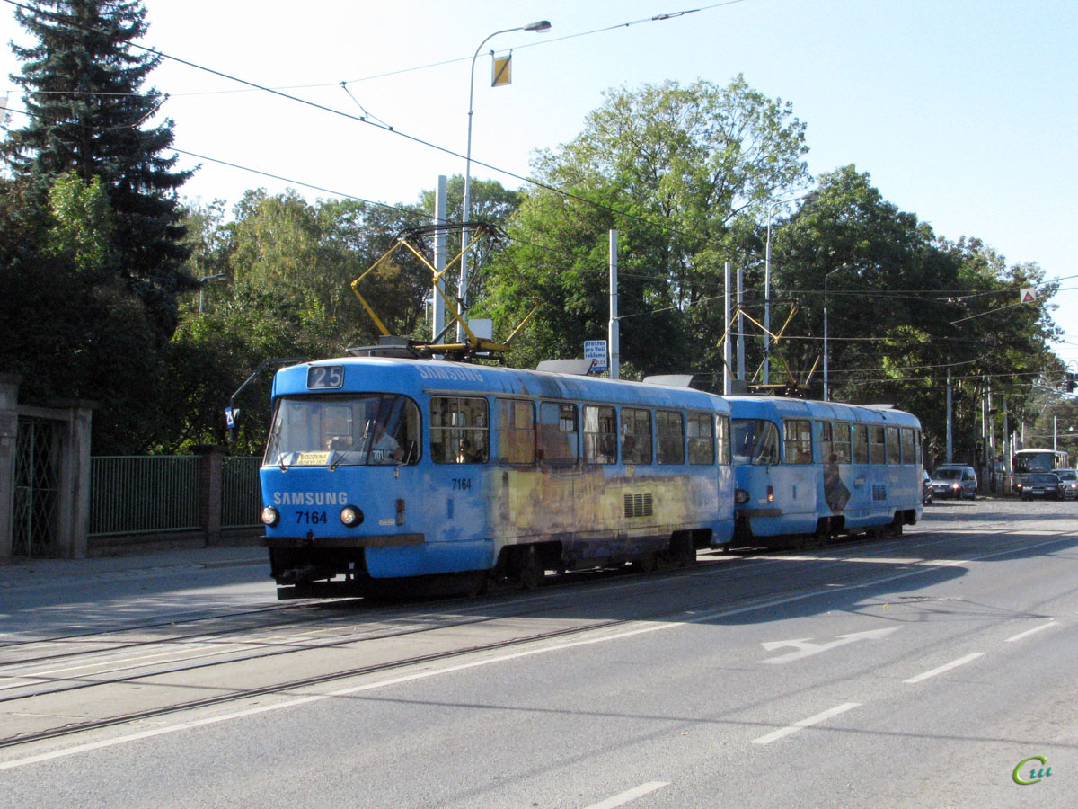 Прага. Tatra T3SUCS №7164