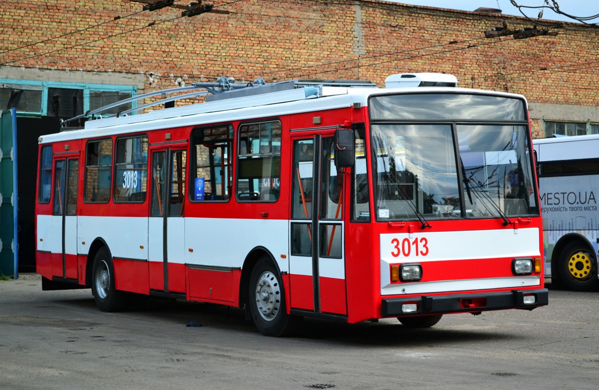 Николаев. Škoda 14TrR №3013