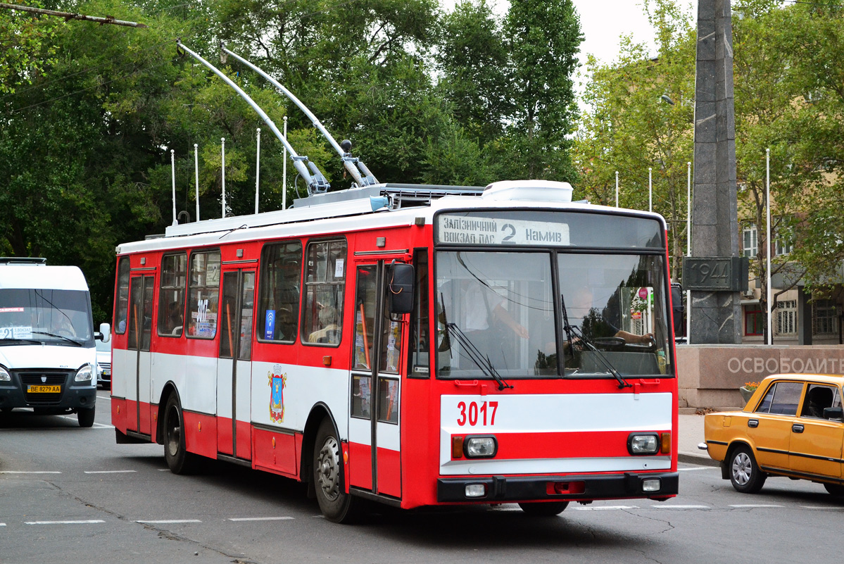 Николаев. Škoda 14TrR №3017