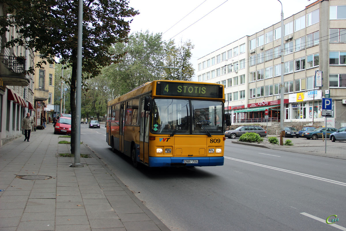 Вильнюс. Carrus K204 City DNR 704