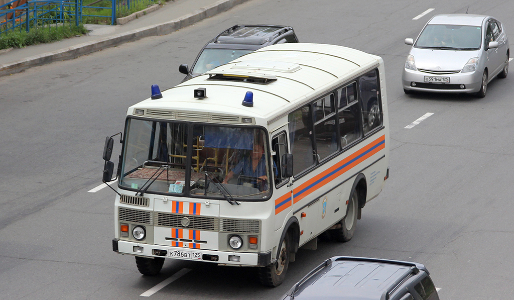 Владивосток. ПАЗ-32053 к786вт