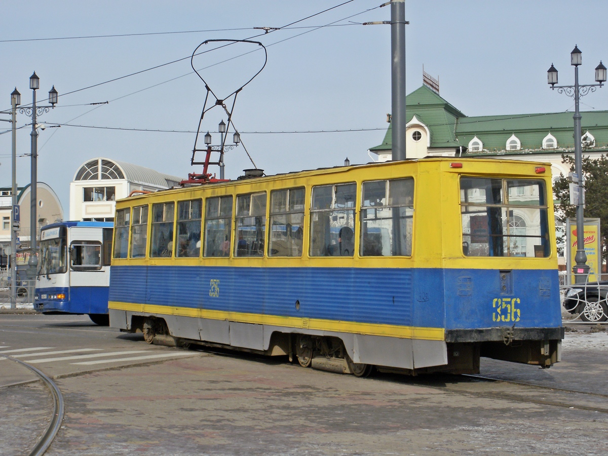 Хабаровск. 71-605 (КТМ-5) №356