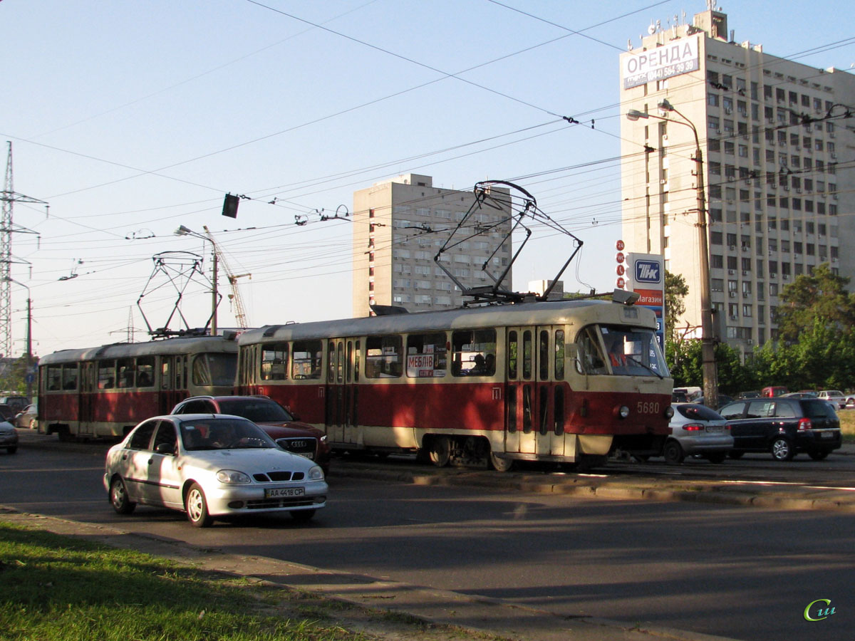 Киев. Tatra T3SU №5680