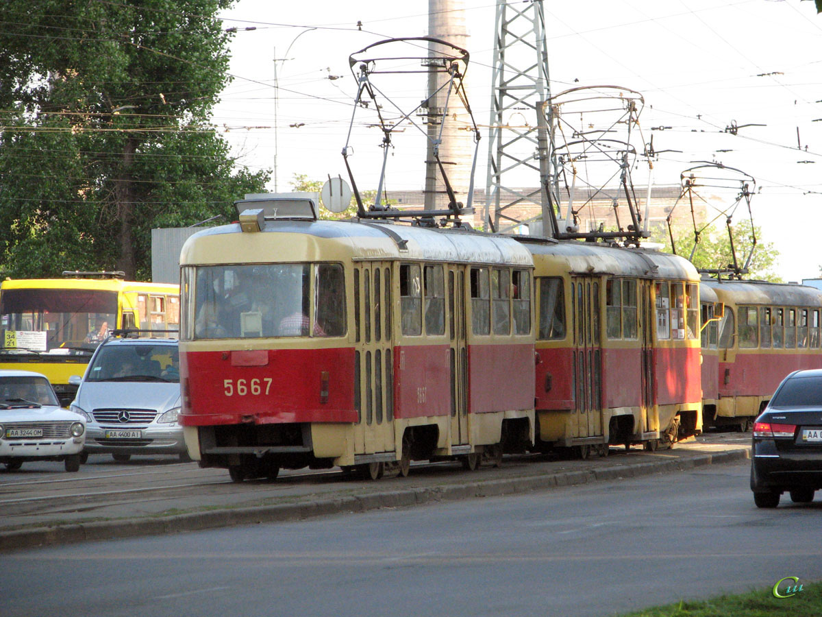 Киев. Tatra T3SU №5667