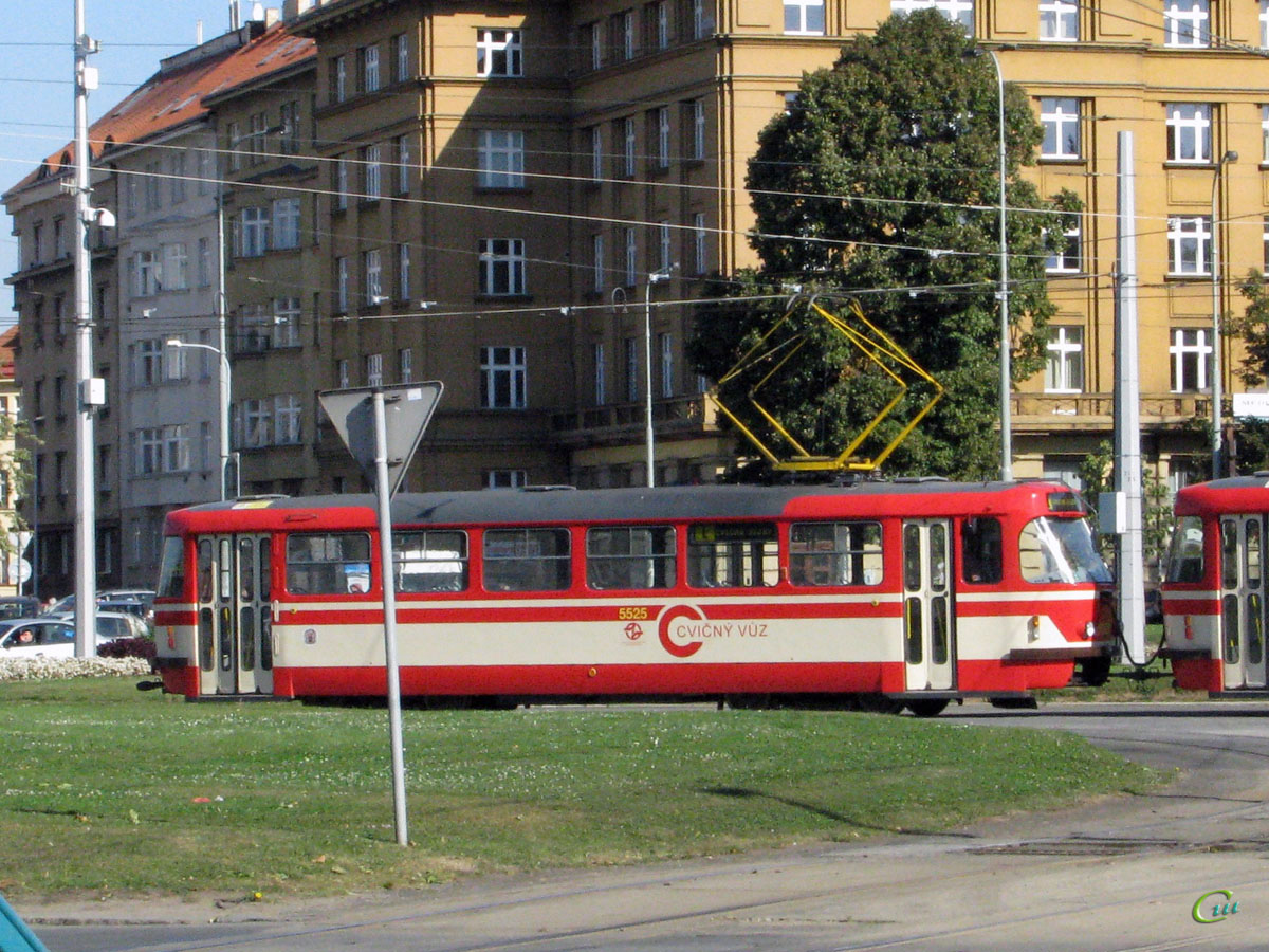 Прага. Tatra T3R.P №5525