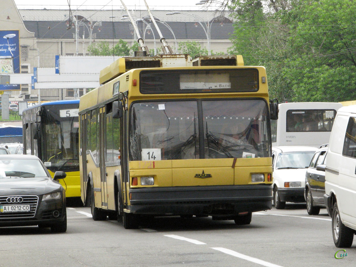 Киев. МАЗ-103Т №1721