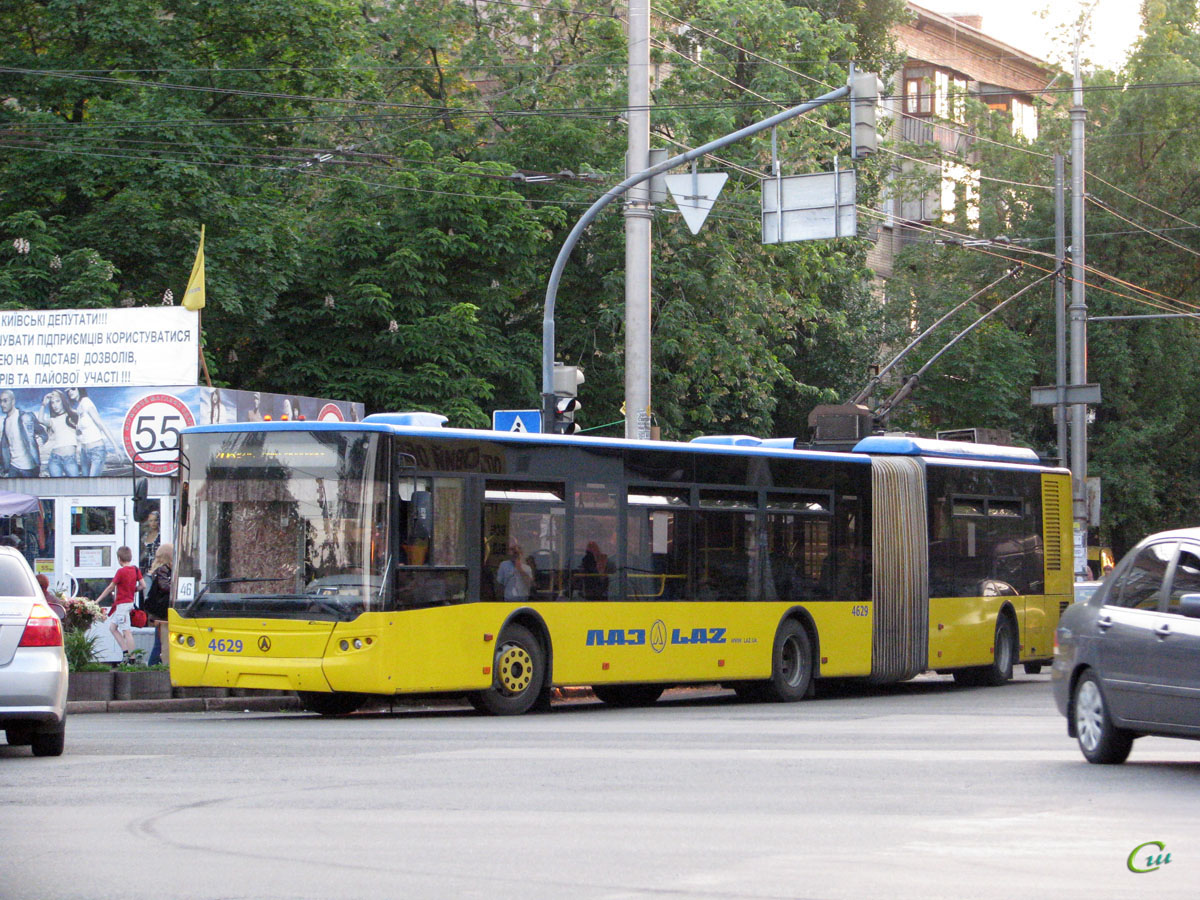 Киев. ЛАЗ-Е301 №4629