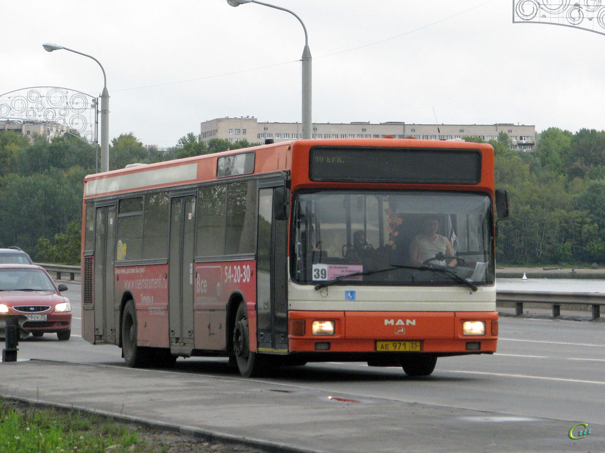 Автобус 38 череповец. Автобусы ман НЛ 202. Man nl202 Тюмень. Автобус 971 маршрут. Череповец 38 автобус.