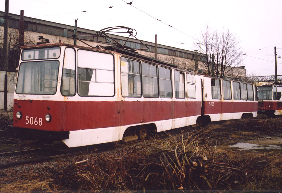 Санкт-Петербург. ЛВС-86К №5068, ЛВС-86Т №5038