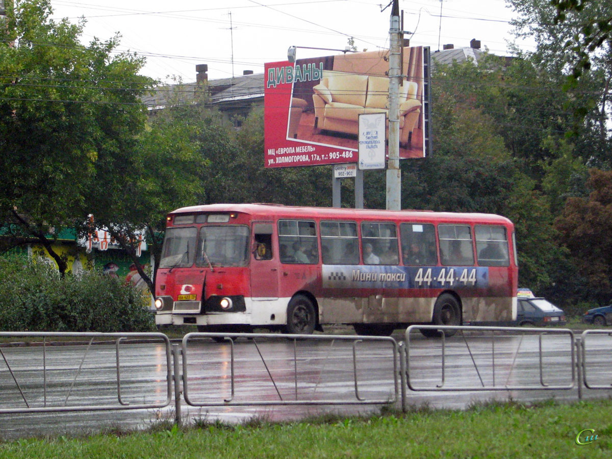 Ижевск. ЛиАЗ-677М еа423