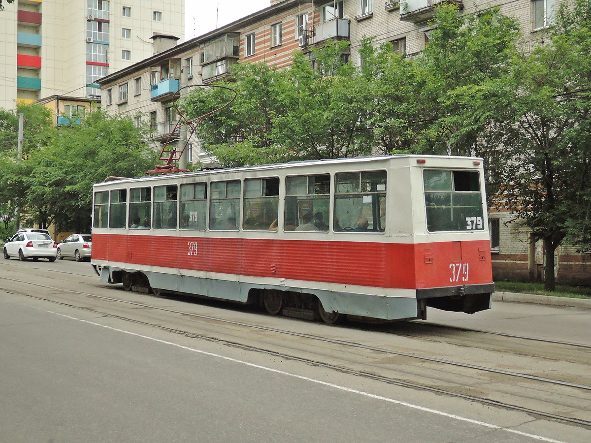 Хабаровск. 71-605А (КТМ-5А) №379