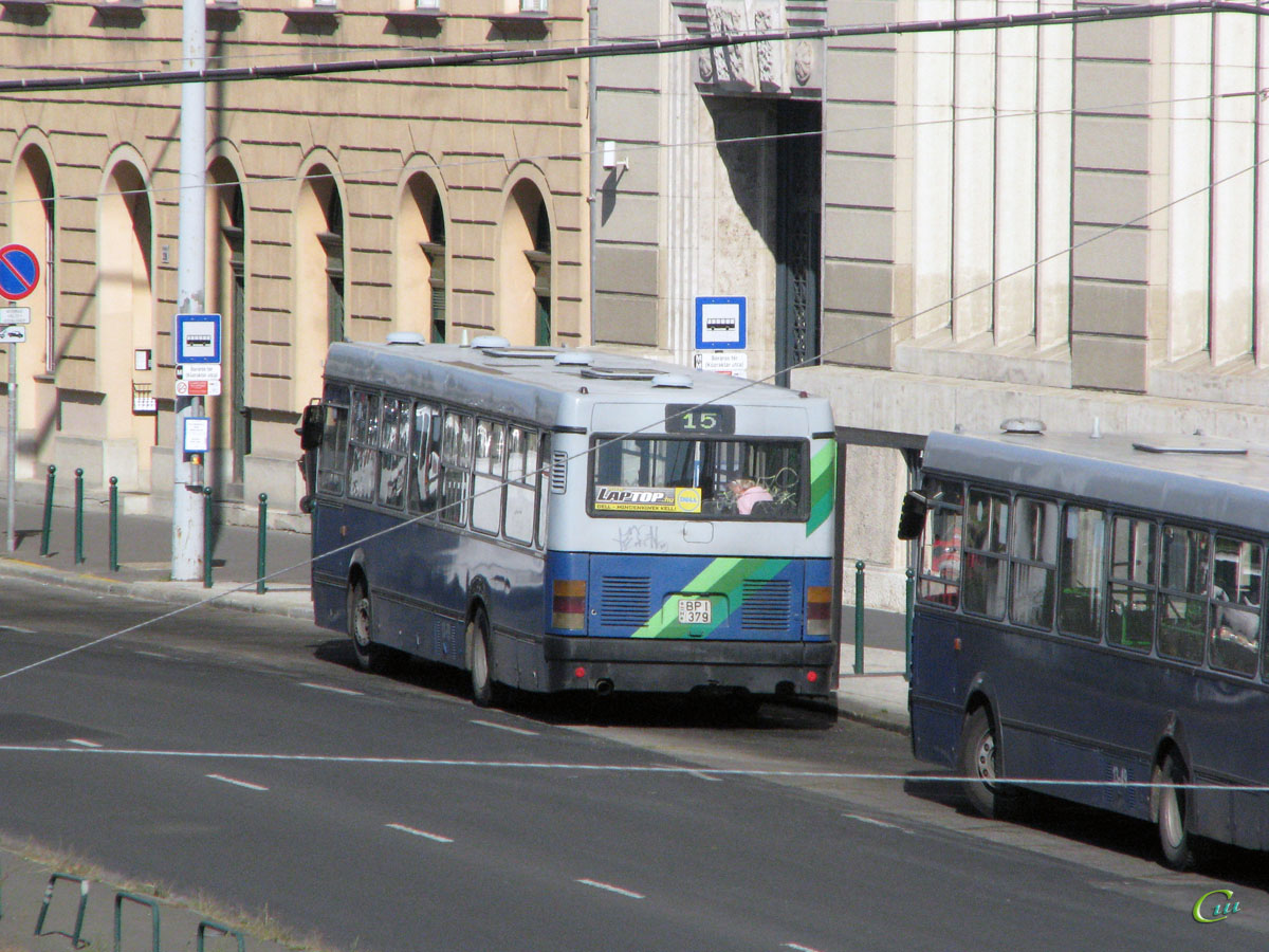 Будапешт. Ikarus 415 BPI-379