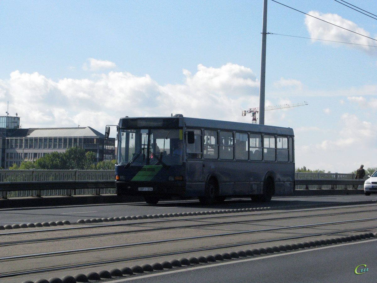 Будапешт. Ikarus 415 BPI-334