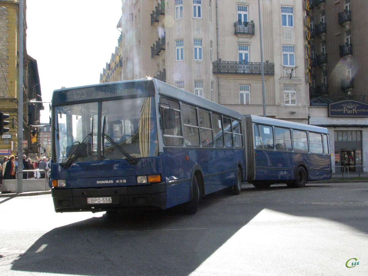 Будапешт. Ikarus 435 BPO-556