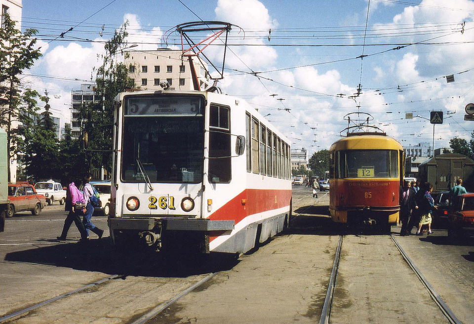 Тверь. 71-608К (КТМ-8) №261, Tatra T3 (двухдверная) №85