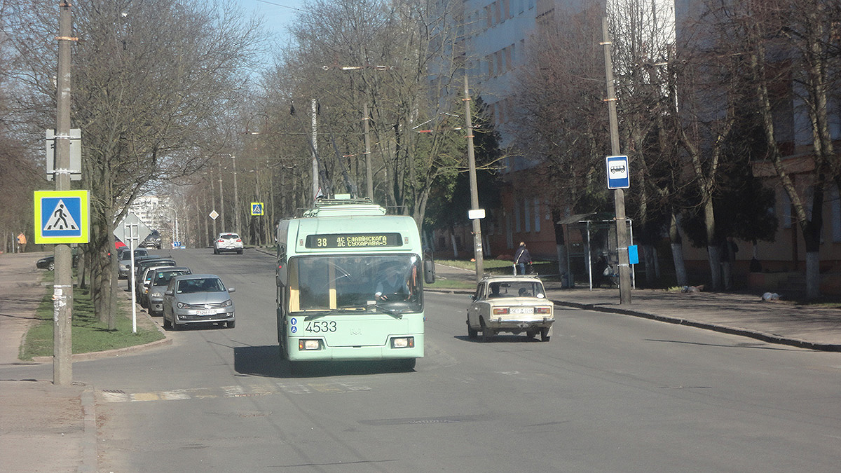 Минск. АКСМ-32102 №4533