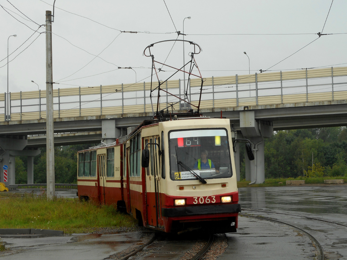 Трамвай 64 маршрут. Трамвай 64 Санкт-Петербург. Трамвай ЛВС 2005. ЛВС-64 трамвай. 64 Трамвай ЛВС маршрут СПБ.